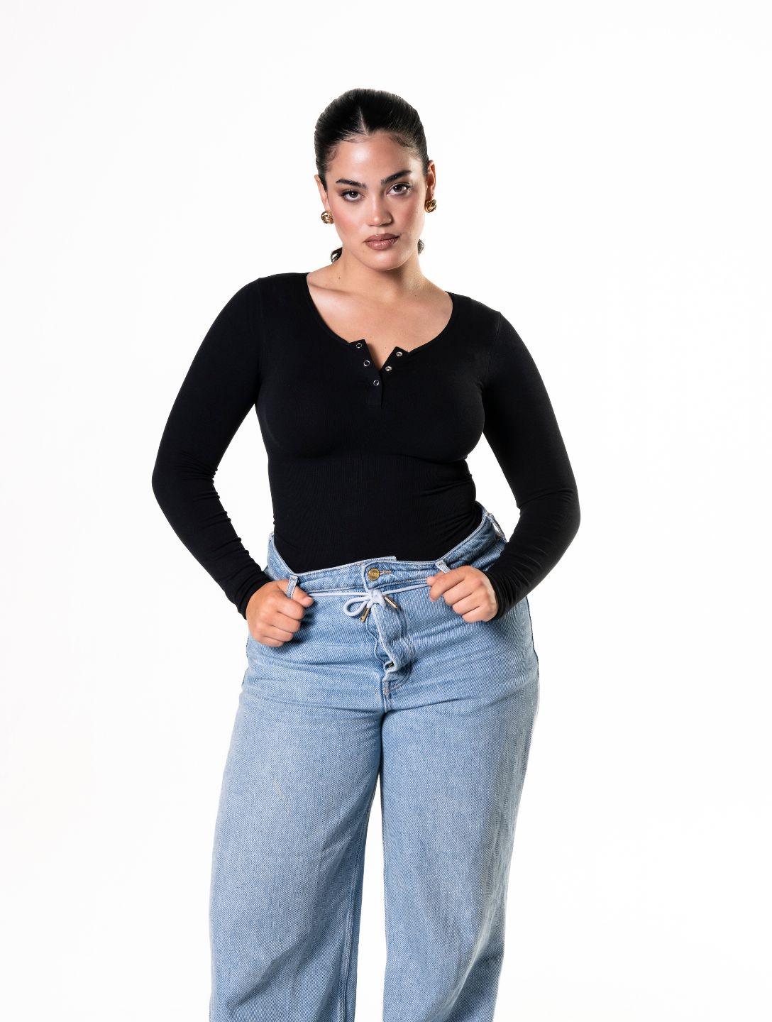 Chic Seamless Long Sleeve Thong Bodysuit for Effortless Style