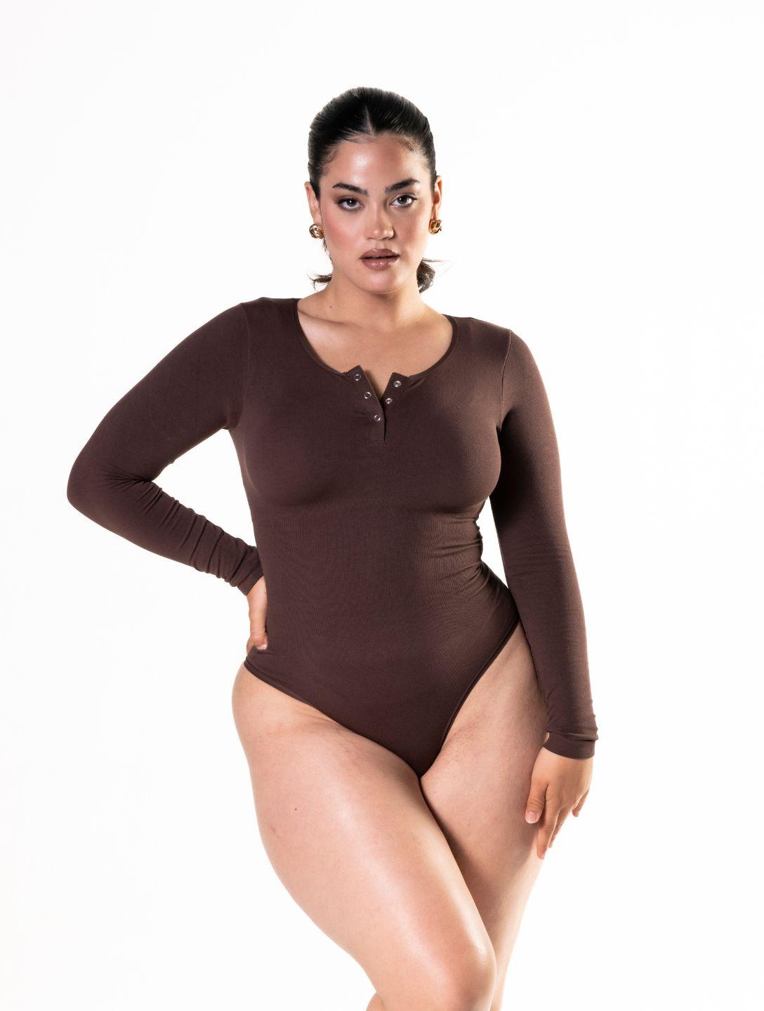 Chic Seamless Long Sleeve Thong Bodysuit for Effortless Style