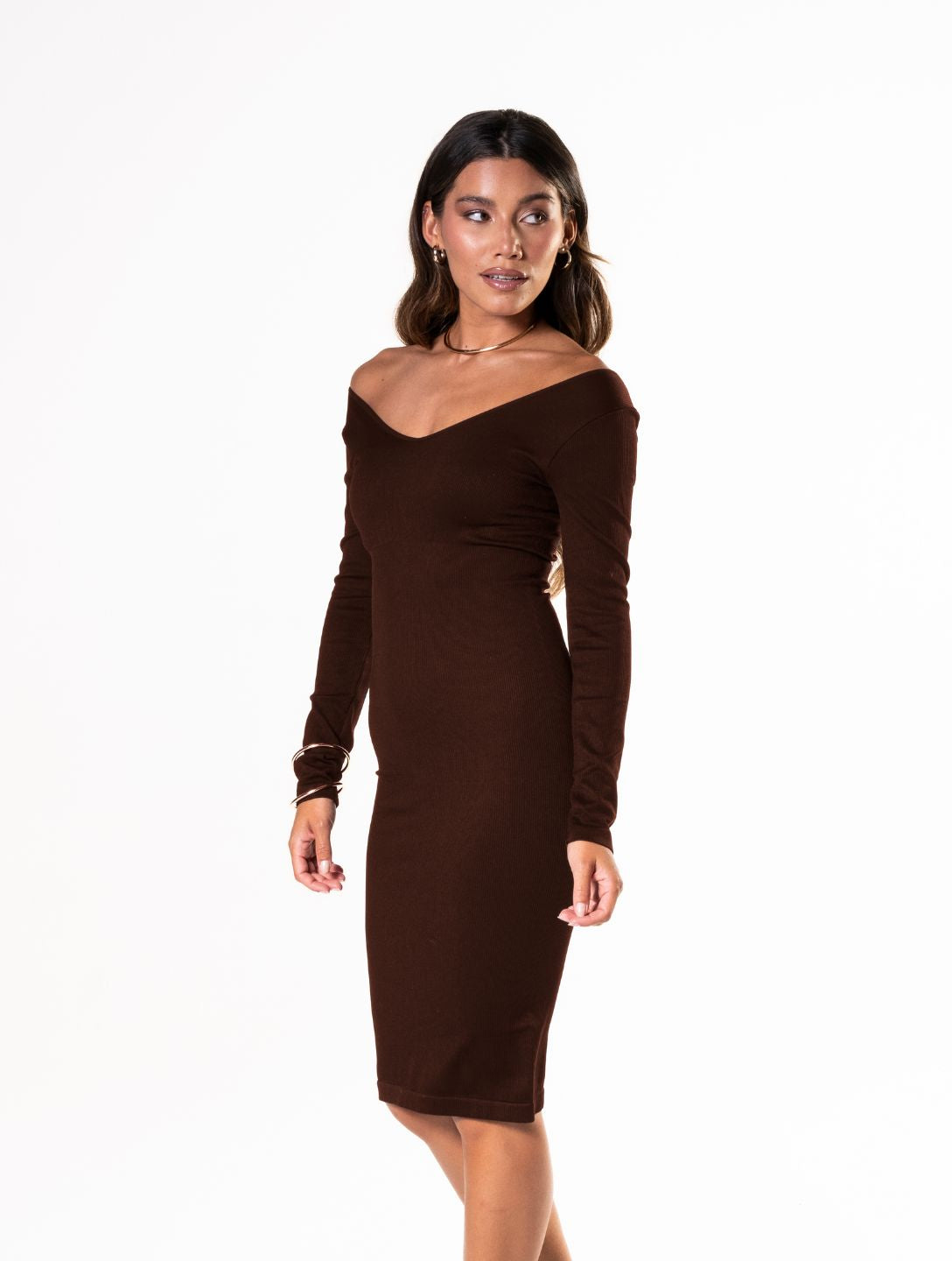 Chic V-Neck Long Sleeve Dress for Effortless Elegance