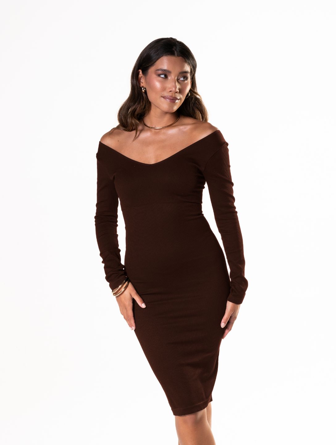 Chic V-Neck Long Sleeve Dress for Effortless Elegance